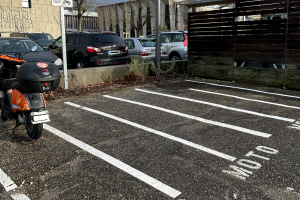 Zone stationnement moto.png